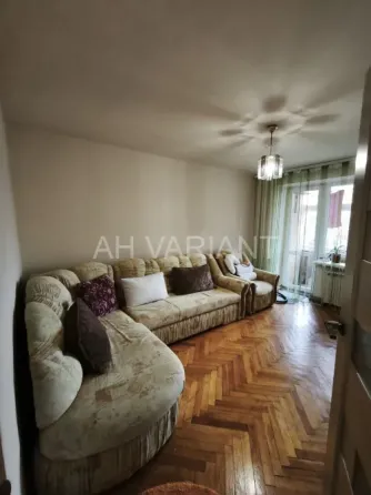 For sale 2-room Apartment 48 sq.m Грушевського 31 Uzhhorod