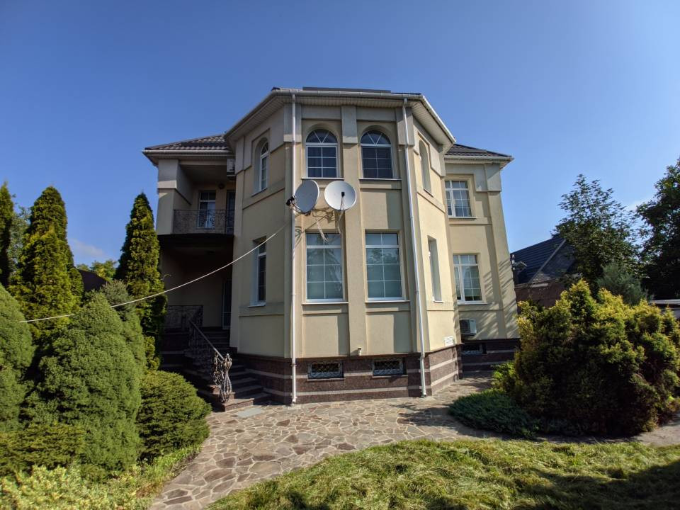 Продаж 2-поверховий Будинок  457 кв.м 7+ кімн. на вул. Митницька, Черкаси - фото 1