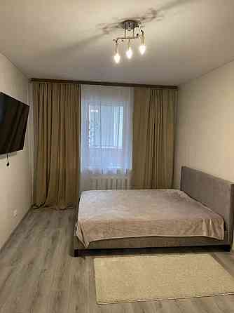 Оренда Квартира 1-кімнатна, 13/18 поверх на Анни Ахматовой, 41 Kiev