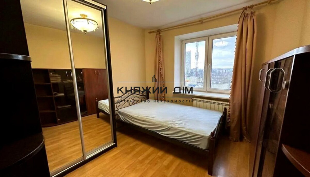 Оренда Квартира 4-кімнатна, 12/25 поверх на Святошинская пл. Киев - изображение 3