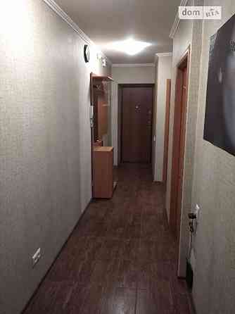 Оренда Квартира 3-кімнатна, 2/5 поверх на ул. Светлая Киев