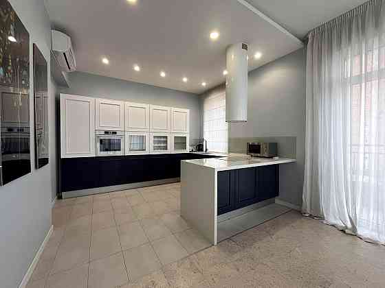 Продаж Квартира 2-кімнатна, 18/23 поверх на Димитрова вул., д. 4 Kiev