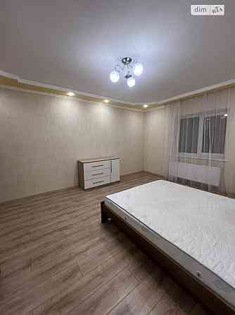 Продаж Квартира 2-кімнатна, 1/2 поверх на Романа Андріюка Vinnytsya