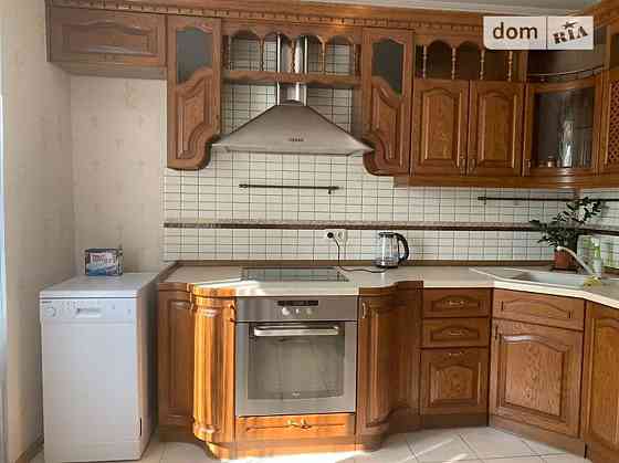 Оренда Квартира 2-кімнатна, 8/16 поверх на ул. Михаила Драгоманова, 8а Киев