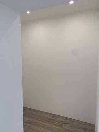 Продаж Квартира 2-кімнатна, 3/4 поверх на Макіївська вул., д. 17 Київ