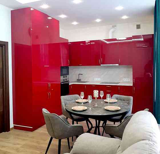 Продаж Квартира 3-кімнатна, 10/10 поверх на Хмельницкого Б. ул., 11А Днепр