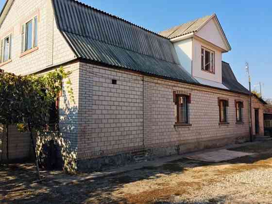 Продаж 3-поверховий Будинок з ділянкою 16 сот 250 кв.м  на Ореховая Гора