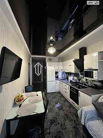 Продаж Квартира 1-кімнатна, 11/13 поверх на вул. Регенераторна Kiev