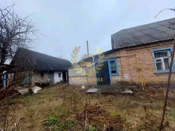 Продам половину будинку в с.Микуличи Бучанського району. Микуличі