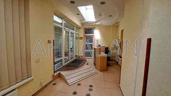 Оренда офісне приміщення на Саксаганського вул., 67Б приміщень - 1, поверх - 1/5 Київ