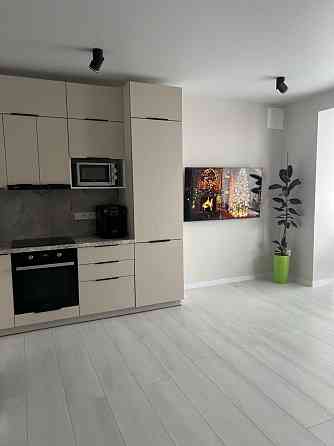 Продаж Квартира 2-кімнатна, 1/4 поверх на вул. Гармонія Рівне