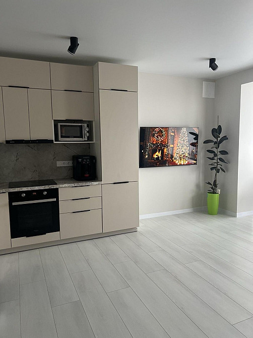 Продаж Квартира 2-кімнатна, 1/4 поверх на вул. Гармонія Рівне - фото 1