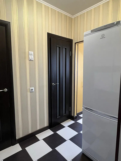 Оренда Квартира 1-кімнатна, 16/16 поверх на Якуба Коласа, 23а Киев - изображение 9