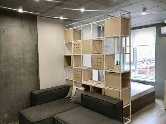 Оренда Квартира 1-кімнатна, 3/9 поверх на Соборности, 17 Kiev