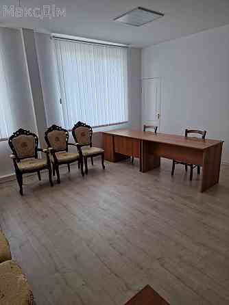 Оренда офісне приміщення на вул. Подільська поверх - 2/3 Ternopil'