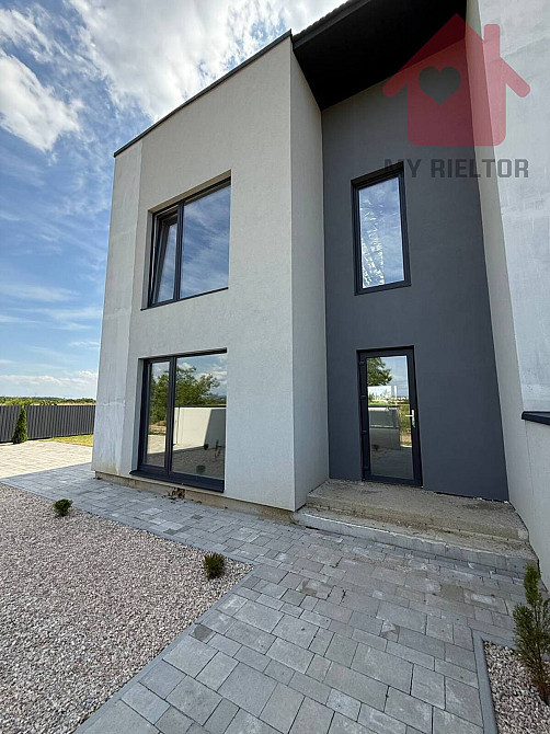 Продаж стильного таунхаусу в Сторожниці!  - photo 1