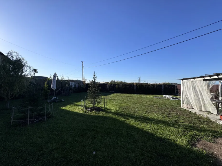 Продам будинок на дві квартири (Лиманський р-н, с.Ілічанка)  - фото 20