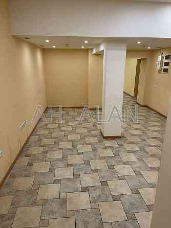 Оренда Будинок на Костьольна вул., 15 Київ