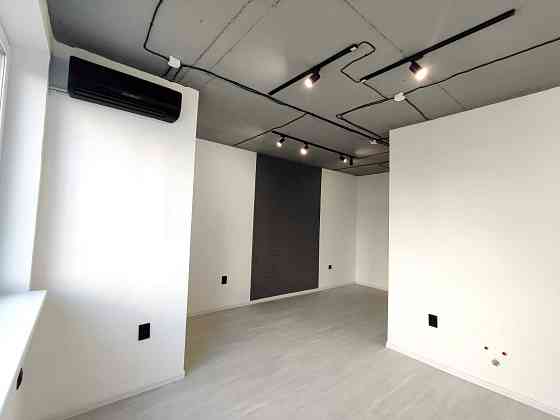 Продаж Квартира 1-кімнатна, 1/4 поверх на Березова вул., д. 42 Киев