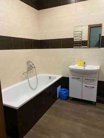 Оренда Квартира 1-кімнатна на ул. Михаила Драгоманова, 2 Kiev