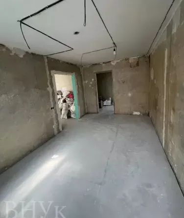 Продаж Квартира 4-кімнатна, 1/9 поверх на вул. Пасічна Львов