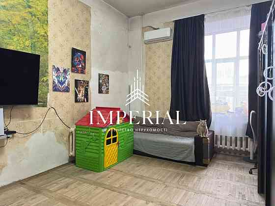 Продаж Квартира 1-кімнатна, 3/7 поверх на вул. Січових Стрільців Киев