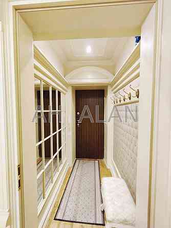 Продаж Будинок 3-кімнатний на Велика Житомирська вул., 14 Kiev