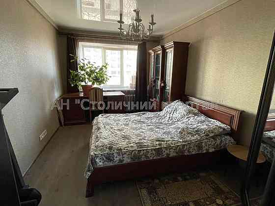 Продаж Будинок 2-кімнатний на Берестейский пр-т, 7Б Киев