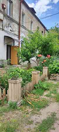 3х комнатная квартира , рядом центр ( сарай и гараж в подарок). Одесса