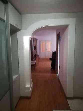 Оренда Квартира 3-кімнатна, 6/16 поверх на пр. Николая Бажана, 24 Kiev