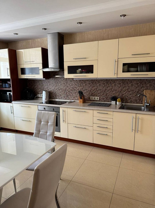 Продаж Квартира 2-кімнатна, 3/25 поверх на Єлизавети Чавдар вул., д. 11 Киев - изображение 1