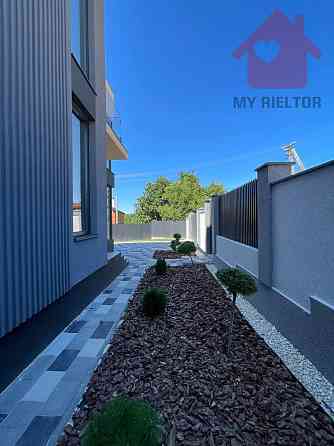 Продаж сучасного двоповерхового дуплексу! Uzhhorod