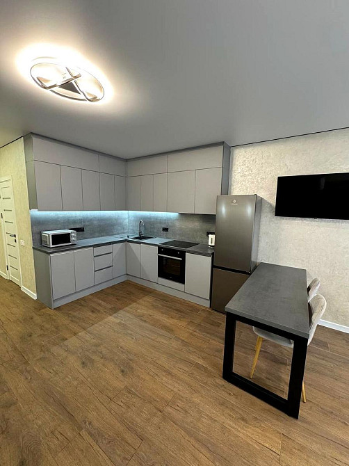 Оренда Квартира 1-кімнатна, 4/9 поверх на проспект Соборності, 17 Киев - изображение 2