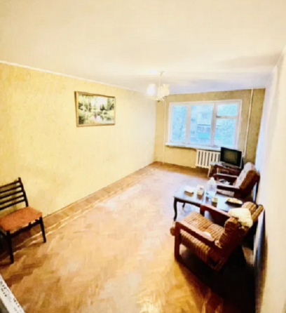 Трехкомнатная возле Сити центра. Одеса