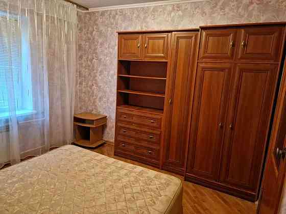 Оренда Квартира 3-кімнатна, 3/15 поверх на Харьковское шоссе, 170 Київ