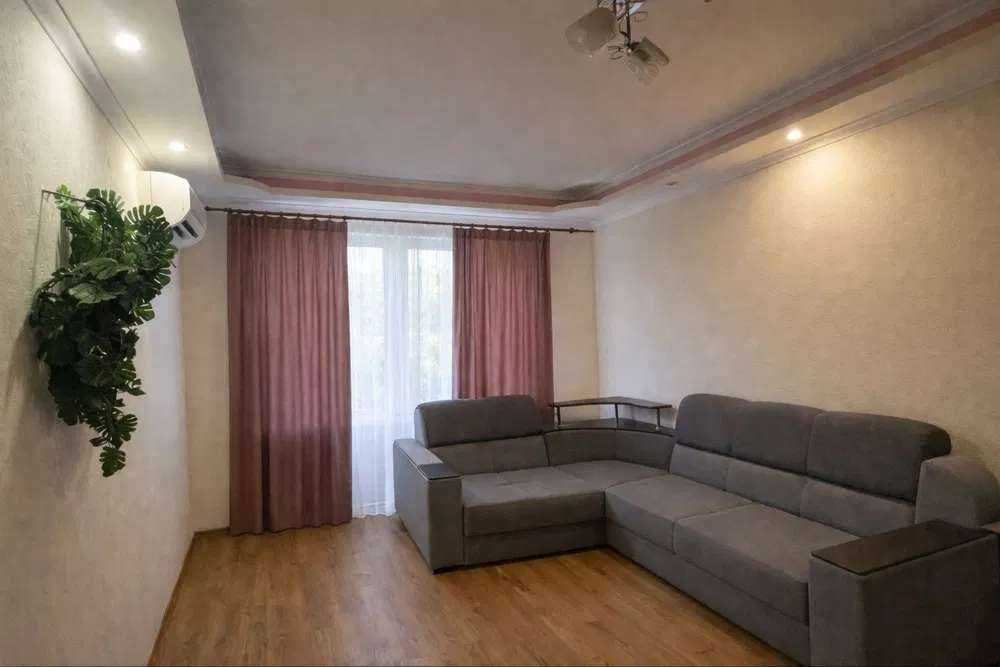 Продаж Квартира 2-кімнатна, 3/9 поверх на Йорданська вул., д. 18 Kiev - photo 1