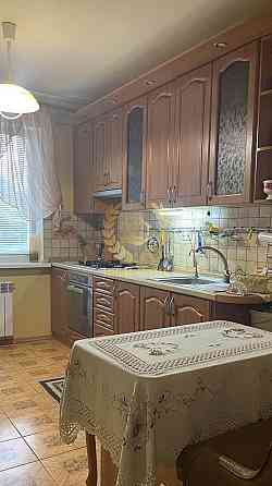 Продам 4-кімнатну квартиру біля центру міста Києва Київ