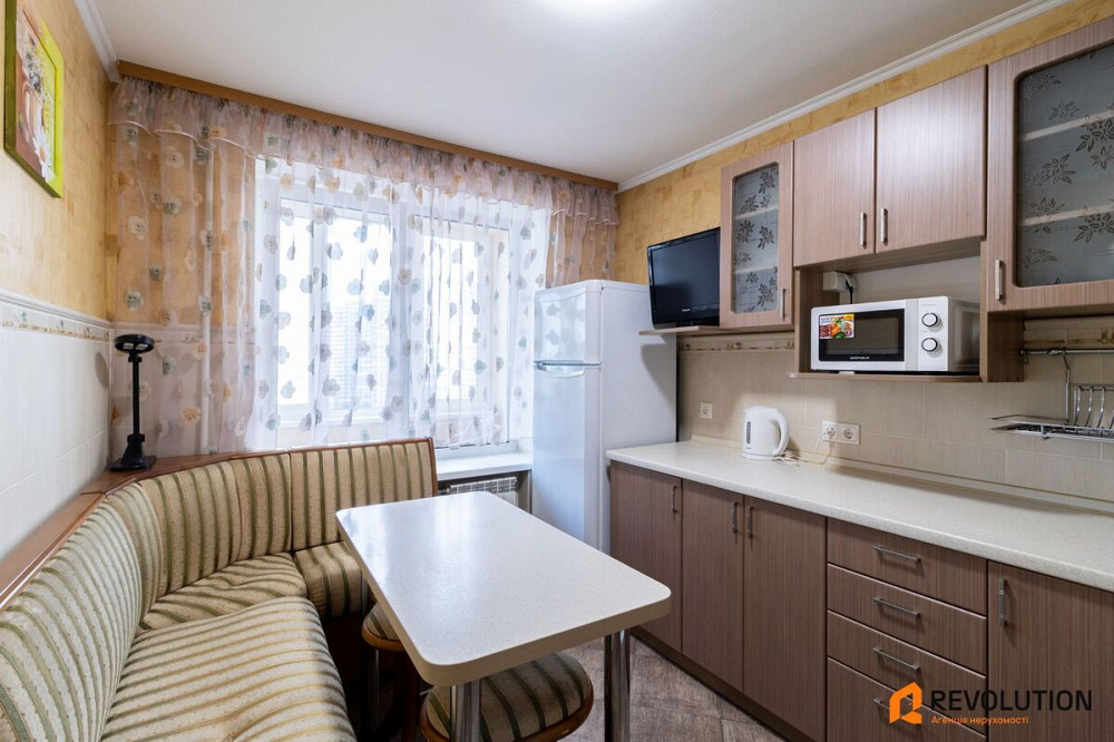 Оренда Квартира 1-кімнатна, 12/14 поверх на Ованеса Туманяна, 8 Київ - фото 1