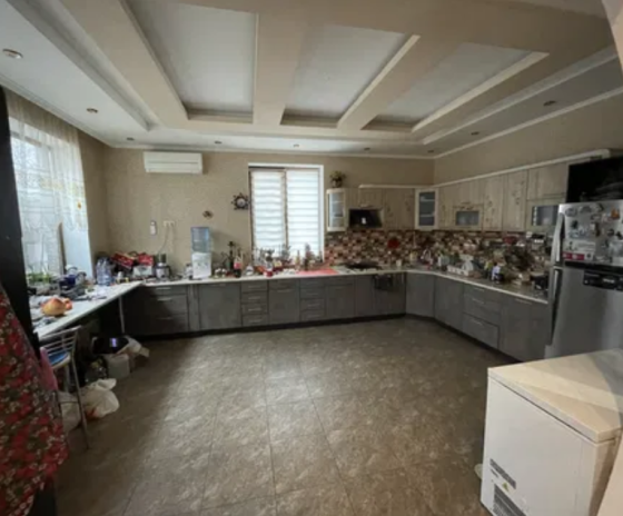 Продаж Будинок 5-кімнатний на ул. 2-я Виноградная, 20 Одеса