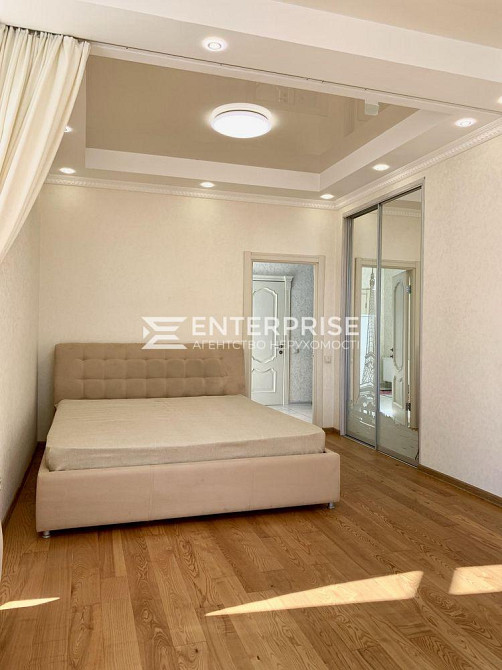 Продаж 1к Квартира 75 кв.м Коновальца Евгения вул. Kiev - photo 2