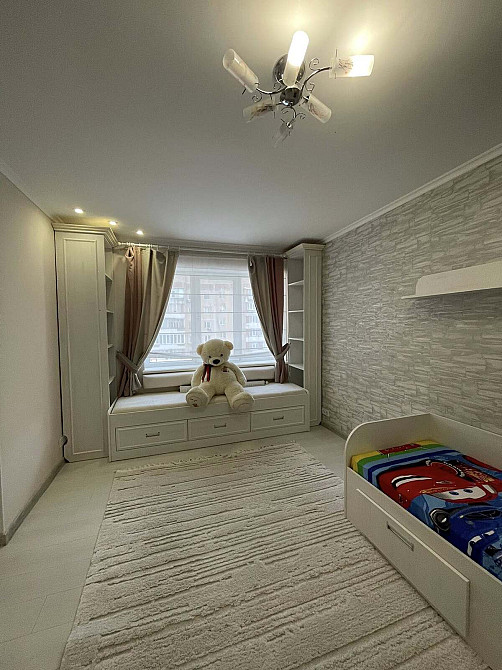 Продаж Квартира 4-кімнатна, 6/7 поверх Ivano-Frankivs'k - photo 4