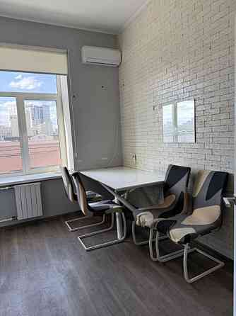 Продаж Квартира 4-кімнатна, 4/4 поверх на Антоновича вул. (Горького), 47 Kiev