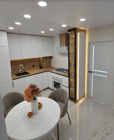 Продаж 3к квартири 81 кв. м на вул. Білогірська Ternopil' - photo 4