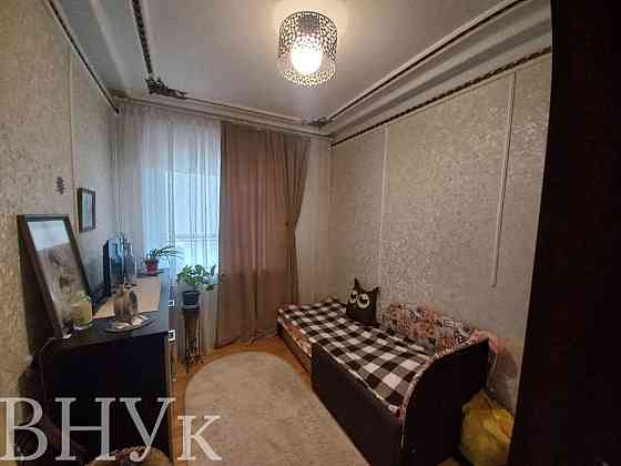 Продаж Квартира 4-кімнатна, 6/9 поверх на вул. Трильовського Львів