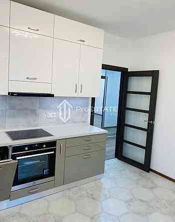 Продаж Квартира 2-кімнатна, 12/16 поверх на вул. Берестейський Київ