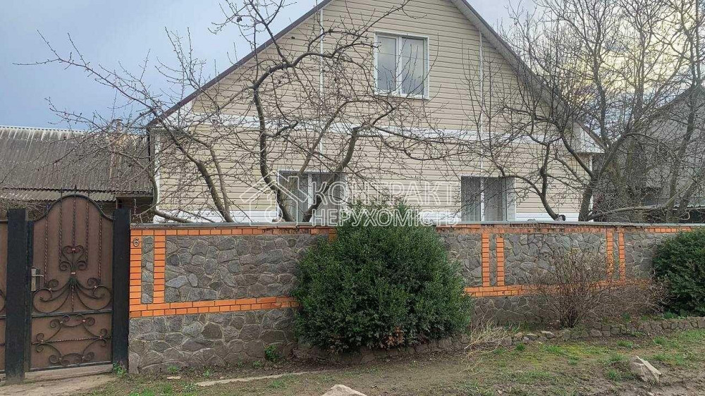 Продаж Будинок 9-кімнатний на вул. Кооперативная Валки - изображение 1