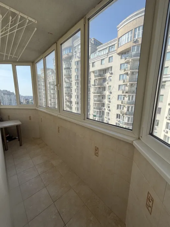 Продаж Квартира 3-кімнатна, 11/15 поверх на Рудницького Степана (Вільямса), 3а Київ