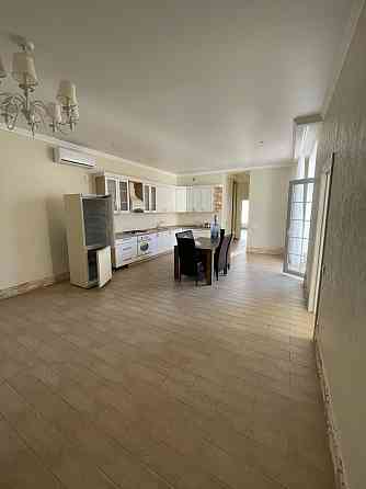 Оренда Будинок на вул. Бризова Одесса