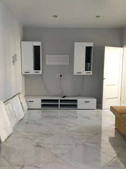 Оренда Квартира 2-кімнатна, 5/5 поверх на Яблунева, 15  - photo 2