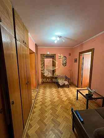 Продаж 3-кімнатної квартири у затишному районі на Троєщині Київ